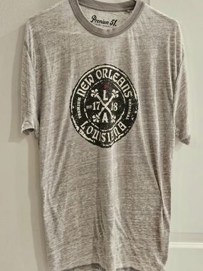 Men’s Light Gray New Orleans Graphic Short Sleeve Tee